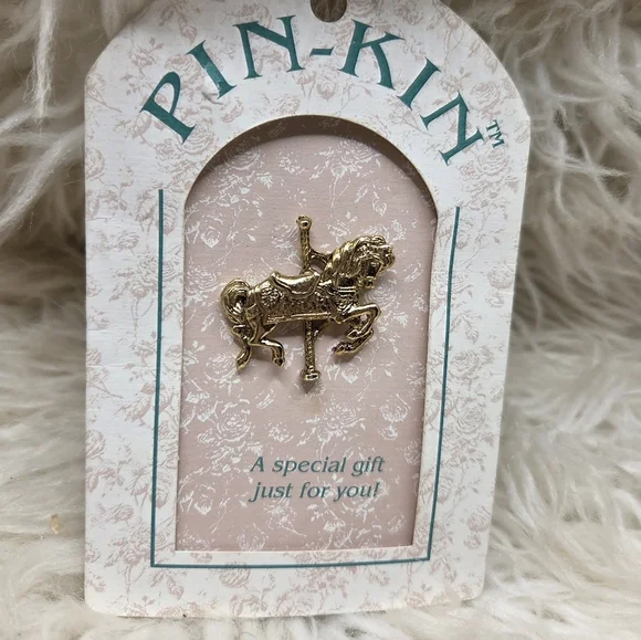 Pin Kin Estate Gold Tone Carousel Horse Brooch Pin - Picture 1 of 4